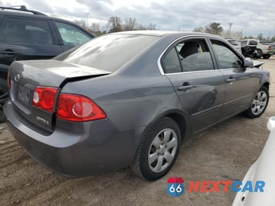 Trzecie zdjęcie samochodu z tyłu: 2008 KIA OPTIMA LX VIN:KNAGE123385199876 - miniatura