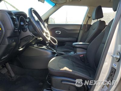 Zdjęcie 7 z 15 samochodu: 2018 KIA SOUL VIN:KNDJN2A2XJ7578570 - miniatura