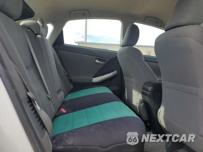 Zdjęcie 10 z 12 samochodu: 2012 TOYOTA PRIUS PLUG-IN VIN:JTDKN3DP1C3029982 - miniatura