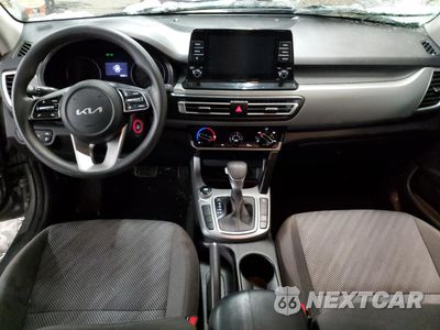 Zdjęcie 8 z 16 samochodu: 2022 KIA SELTOS LX VIN:KNDEPCAA5N7322996 - miniatura