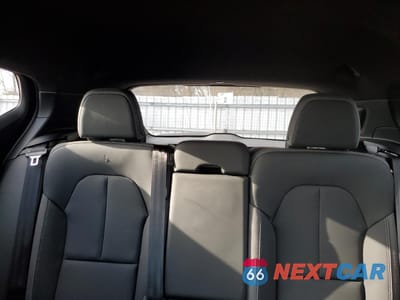 Zdjęcie 10 z 13 samochodu: 2023 VOLVO XC40 RECHARGE CORE VIN:YV4ED3UK8P2044198 - miniatura