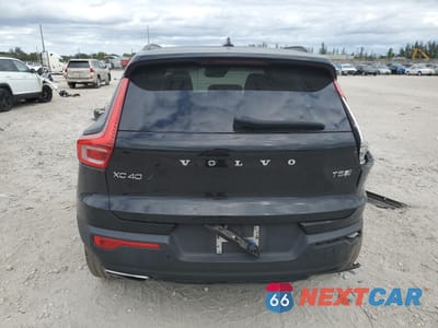 Zdjęcie 6 z 15 samochodu: 2019 VOLVO XC40 T5 MOMENTUM VIN:YV4162XZ1K2009216 - miniatura