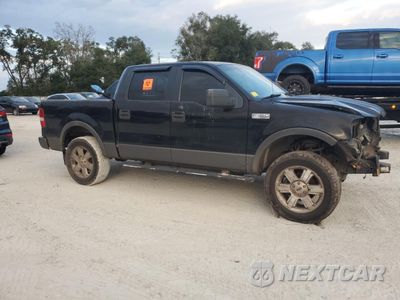 Czwarte zdjęcie samochodu z boku: 2005 FORD F150 SUPERCREW VIN:1FTPW14555FA59025 - miniatura