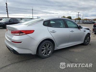 Trzecie zdjęcie samochodu z tyłu: 2019 KIA OPTIMA LX VIN:5XXGT4L37KG354098 - miniatura