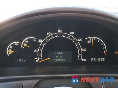 Zdjęcie 9 z 15 samochodu: 2001 MERCEDES-BENZ CL 500 VIN:WDBPJ75J71A015174 - miniatura