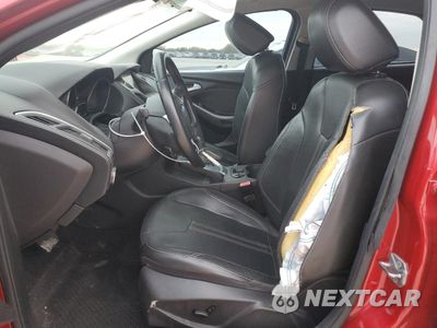 Zdjęcie 7 z 14 samochodu: 2012 FORD FOCUS TITANIUM VIN:1FAHP3N20CL416150 - miniatura