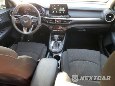 Zdjęcie 8 z 12 samochodu: 2019 KIA FORTE FE VIN:3KPF24ADXKE138247 - miniatura