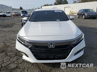 Piąte zdjęcie samochodu w środku: 2018 HONDA ACCORD SPORT VIN:1HGCV1F30JA215879 - miniatura