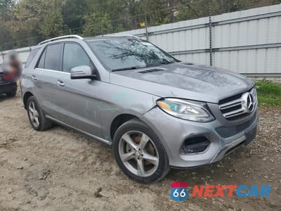 Czwarte zdjęcie samochodu z boku: 2016 MERCEDES-BENZ GLE 350 4MATIC VIN:4JGDA5HB6GA695506 - miniatura