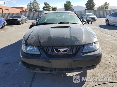 Piąte zdjęcie samochodu w środku: 2001 FORD MUSTANG VIN:1FAFP40401F127576 - miniatura