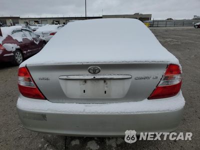 Zdjęcie 6 z 13 samochodu: 2004 TOYOTA CAMRY LE VIN:4T1BE30K24U912555 - miniatura
