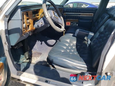 Zdjęcie 7 z 14 samochodu: 1984 CADILLAC FLEETWOOD BROUGHAM VIN:1G6AW6986E9075693 - miniatura