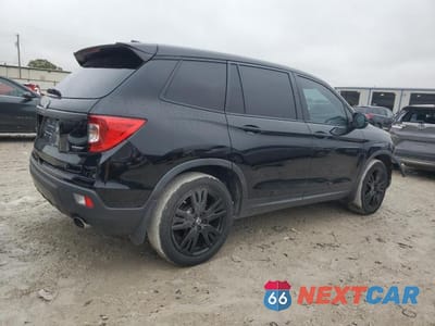 Trzecie zdjęcie samochodu z tyłu: 2021 HONDA PASSPORT SPORT VIN:5FNYF7H23MB013445 - miniatura