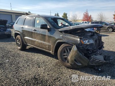 Czwarte zdjęcie samochodu z boku: 2016 JEEP GRAND CHEROKEE LAREDO VIN:1C4RJFAG7GC399761 - miniatura