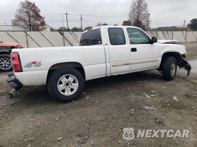 Trzecie zdjęcie samochodu z tyłu: 2005 CHEVROLET SILVERADO K1500 VIN:2GCEK19B351333878 - miniatura