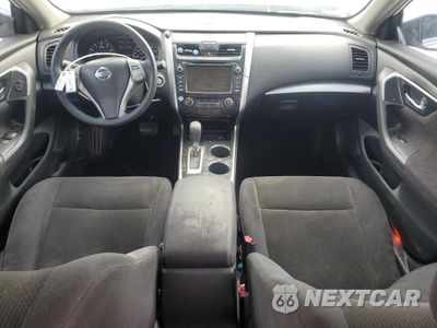 Zdjęcie 8 z 12 samochodu: 2013 NISSAN ALTIMA 2.5 VIN:1N4AL3AP9DC168576 - miniatura