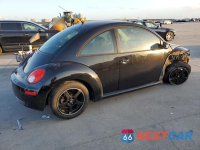 Trzecie zdjęcie samochodu z tyłu: 2010 VOLKSWAGEN NEW BEETLE VIN:3VWPG3AG7AM013265 - miniatura
