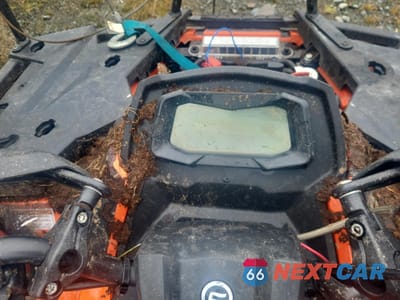 Zdjęcie 8 z 10 samochodu: 2022 CFMOTO CFORCE 800 VIN:LCELVYZ84N6006216 - miniatura