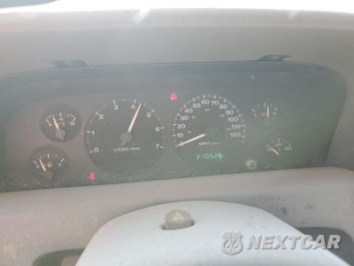 Zdjęcie 8 z 11 samochodu: 2003 JEEP GRAND CHEROKEE LAREDO VIN:1J4GX48SX3C523496 - miniatura