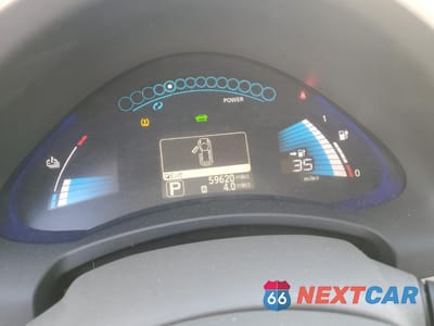 Zdjęcie 9 z 13 samochodu: 2011 NISSAN LEAF SV VIN:JN1AZ0CP7BT007003 - miniatura