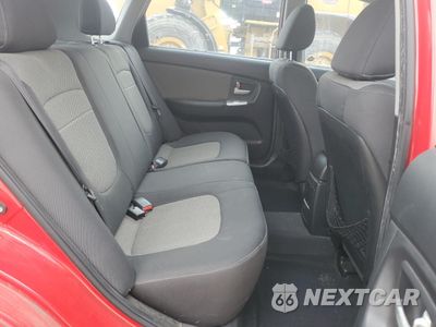 Zdjęcie 10 z 15 samochodu: 2008 KIA SPECTRA5 5 SX VIN:KNAFE161885020901 - miniatura