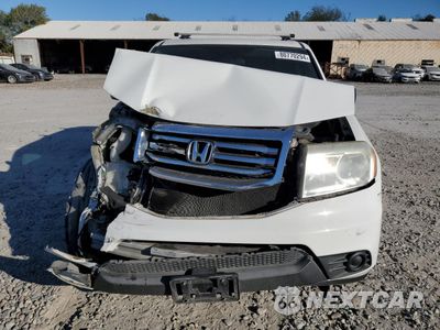 Piąte zdjęcie samochodu w środku: 2014 HONDA PILOT LX VIN:5FNYF3H20EB026857 - miniatura