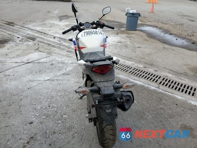 Czwarte zdjęcie samochodu z boku: 2013 HONDA CBR250 RA-ABS VIN:MLHMC4118D5300995 - miniatura