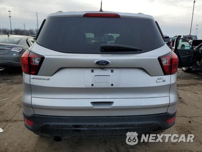 Zdjęcie 6 z 15 samochodu: 2019 FORD ESCAPE SE VIN:1FMCU9GD1KUB91949 - miniatura