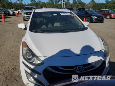 Piąte zdjęcie samochodu w środku: 2013 HYUNDAI ELANTRA GT VIN:KMHD35LE8DU132169 - miniatura