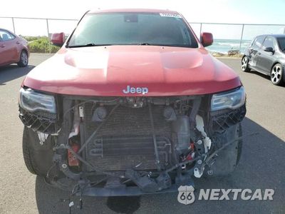 Piąte zdjęcie samochodu w środku: 2015 JEEP GRAND CHEROKEE SRT-8 VIN:1C4RJFDJ6FC116143 - miniatura