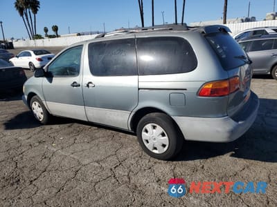 Drugie zdjęcie samochodu z przodu: 2000 TOYOTA SIENNA LE VIN:4T3ZF13C8YU178599 - miniatura
