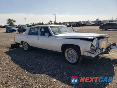 Czwarte zdjęcie samochodu z boku: 1984 CADILLAC FLEETWOOD BROUGHAM VIN:1G6AW6986E9075693 - miniatura