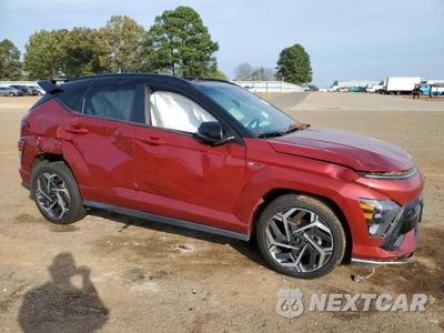 Czwarte zdjęcie samochodu z boku: 2024 HYUNDAI KONA N LINE VIN:KM8HA3A35RU106844 - miniatura