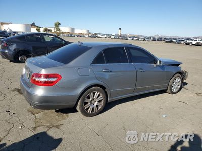 Trzecie zdjęcie samochodu z tyłu: 2013 MERCEDES-BENZ E 350 VIN:WDDHF5KB6DA724892 - miniatura