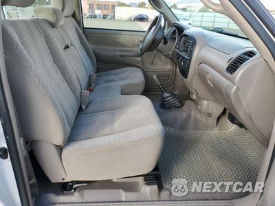 Zdjęcie 11 z 14 samochodu: 2005 TOYOTA TUNDRA VIN:5TBJU32155S456248 - miniatura