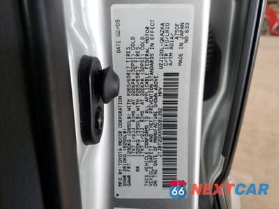 Zdjęcie 16 z 16 samochodu: 2005 LEXUS GX 470 VIN:JTJBT20XX50081392 - miniatura