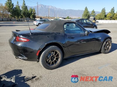 Trzecie zdjęcie samochodu z tyłu: 2016 MAZDA MX-5 MIATA CLUB VIN:JM1NDAC72G0109661 - miniatura