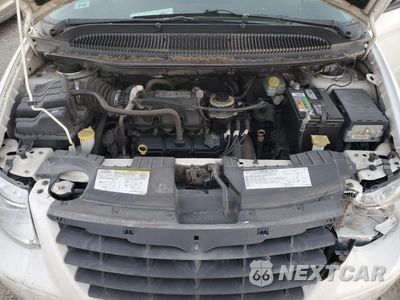 Zdjęcie 12 z 13 samochodu: 2005 CHRYSLER TOWN & COUNTRY LX VIN:2C4GP44R45R563320 - miniatura