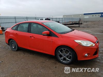 Czwarte zdjęcie samochodu z boku: 2014 FORD FOCUS SE VIN:1FADP3F22EL191987 - miniatura