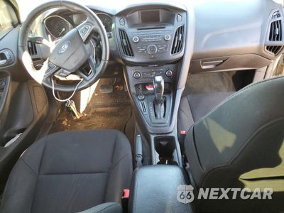 Zdjęcie 8 z 12 samochodu: 2015 FORD FOCUS SE VIN:1FADP3F29FL313942 - miniatura