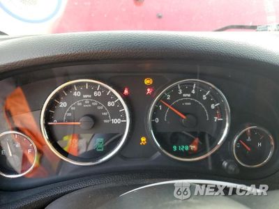 Zdjęcie 9 z 13 samochodu: 2017 JEEP WRANGLER UNLIMITED SAHARA VIN:1C4BJWEG7HL520625 - miniatura