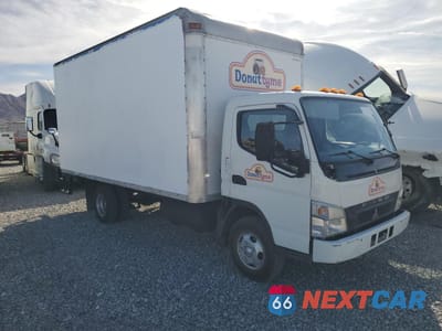 Czwarte zdjęcie samochodu z boku: 2007 MITSUBISHI FUSO TRUCK OF AMERICA INC FE 84D VIN:JL6BBG1S17K001577 - miniatura