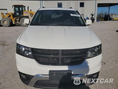 Piąte zdjęcie samochodu w środku: 2018 DODGE JOURNEY CROSSROAD VIN:3C4PDDGG4JT499144 - miniatura
