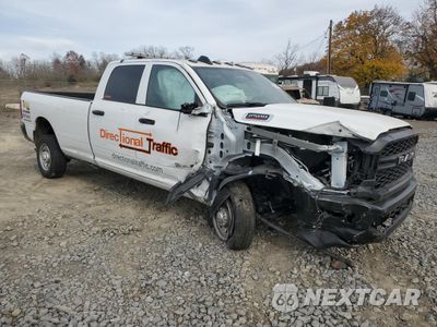 Czwarte zdjęcie samochodu z boku: 2022 RAM 2500 TRADESMAN VIN:3C6UR5HJ3NG321817 - miniatura