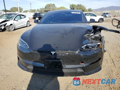 Piąte zdjęcie samochodu w środku: 2024 TESLA MODEL S VIN:5YJSA1E61RF539041 - miniatura