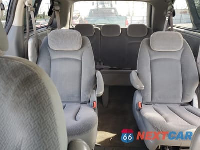 Zdjęcie 10 z 14 samochodu: 2005 DODGE GRAND CARAVAN SE VIN:1D4GP24R45B346257 - miniatura