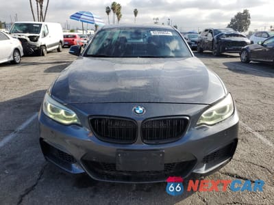 Piąte zdjęcie samochodu w środku: 2015 BMW M235I VIN:WBA1J7C56FV254161 - miniatura