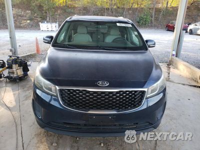 Piąte zdjęcie samochodu w środku: 2016 KIA SEDONA LX VIN:KNDMB5C10G6083286 - miniatura