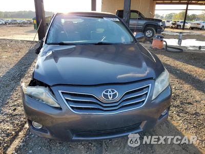 Piąte zdjęcie samochodu w środku: 2011 TOYOTA CAMRY BASE VIN:4T1BF3EK4BU226939 - miniatura