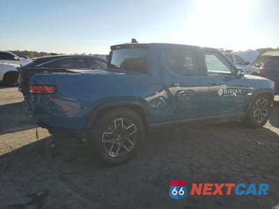 Trzecie zdjęcie samochodu z tyłu: 2022 RIVIAN R1T LAUNCH EDITION VIN:7FCTGAAL4NN000238 - miniatura